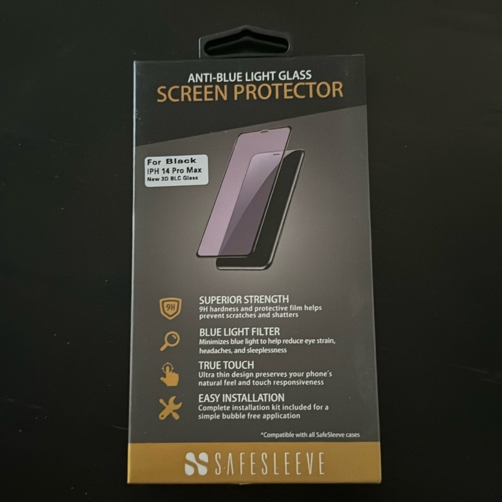 Safesleeve blue light screen protector